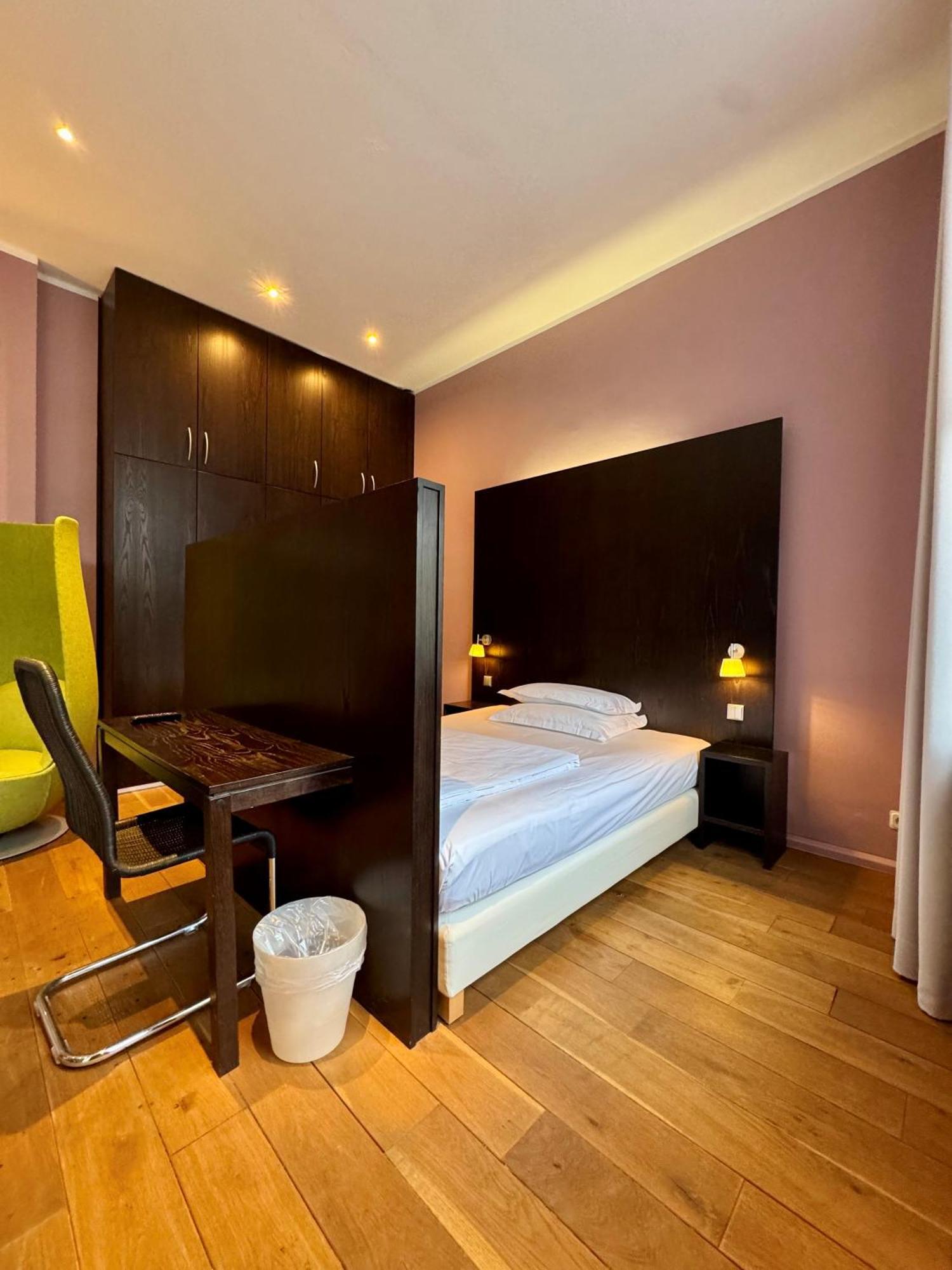 The New Yorker Hotel Koeln-Messe エクステリア 写真